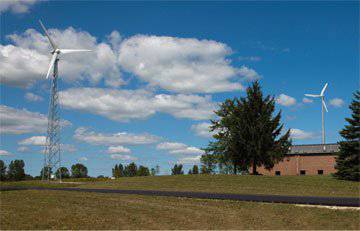 Lakeshore Wind Turbines