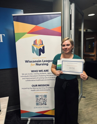 Amber Madden with her Wisconsin League for Nursing’s Nurse Think Pre-licensure scholarship